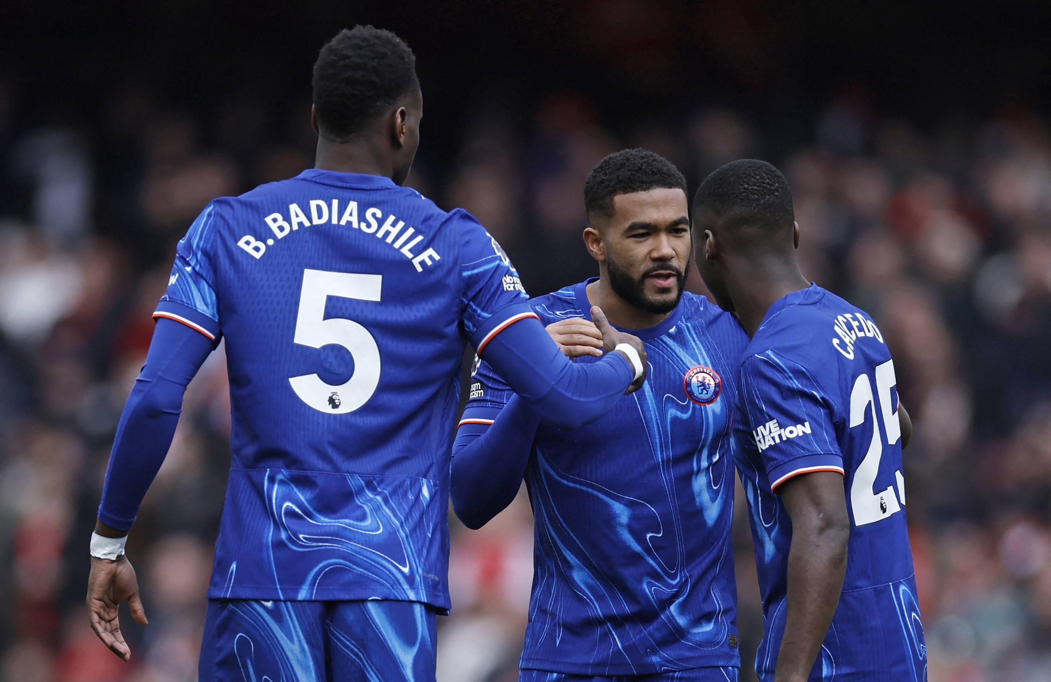 巴塞罗那客场惨遭逆转,露出短板的简单介绍 巴塞罗那客场惨遭逆转,露出短板的简单介绍