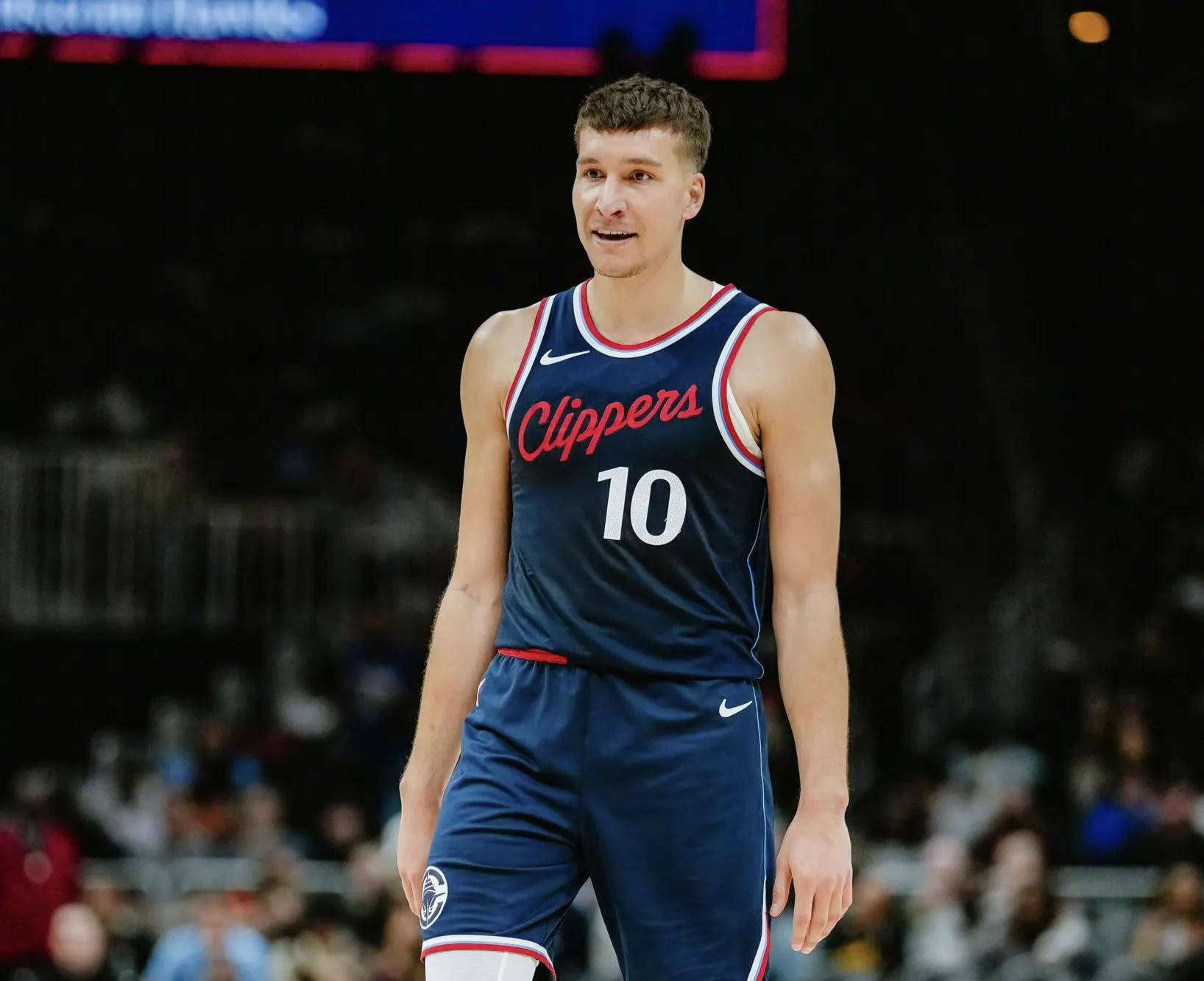 快船主场力克老鹰,保持斩获十连胜不败纪录 快船主场力克老鹰,保持斩获十连胜不败纪录