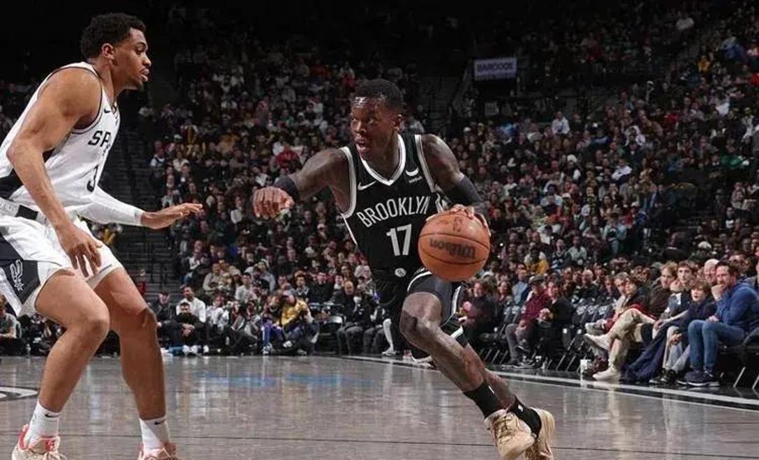 雄鹿大胜篮网，连胜好势头延续！的简单介绍