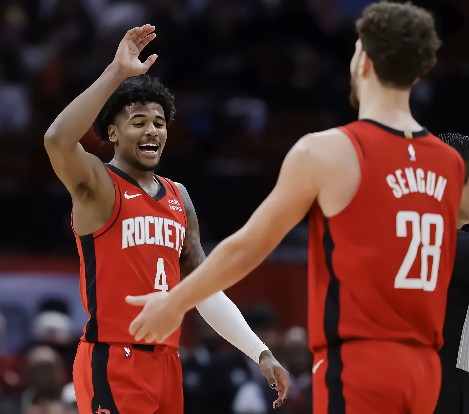 火箭战胜尼克斯，势不可挡