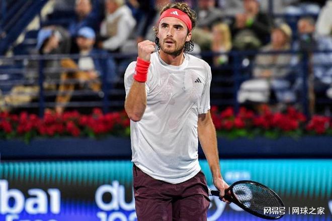 关于世界网球队强势英国网球队，西西帕斯爆发神勇的信息